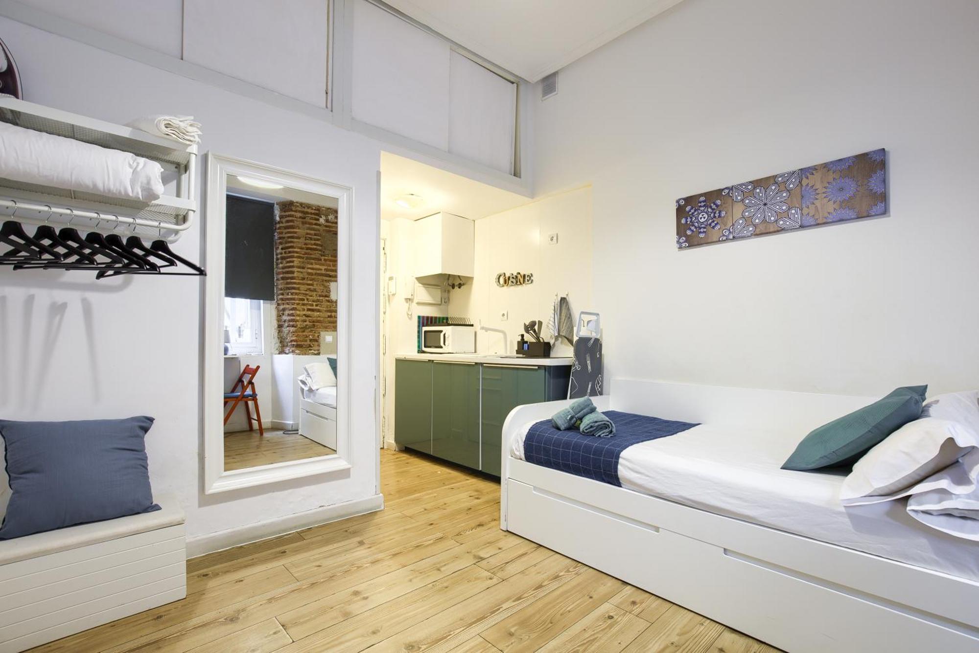 Intimo Estudio En Madrid, Centro, 2Pax, Wifi & Tv Εξωτερικό φωτογραφία