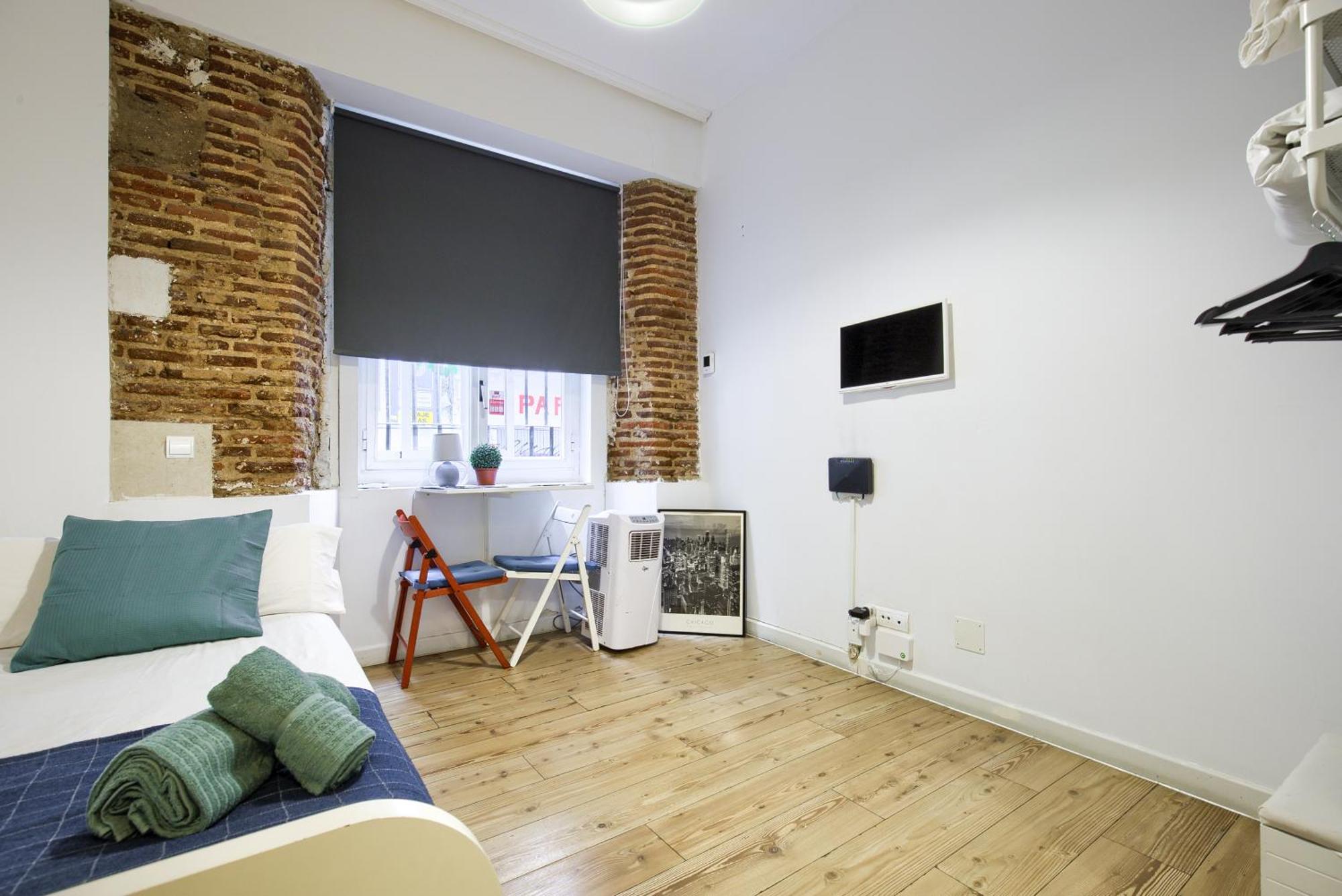 Intimo Estudio En Madrid, Centro, 2Pax, Wifi & Tv Εξωτερικό φωτογραφία