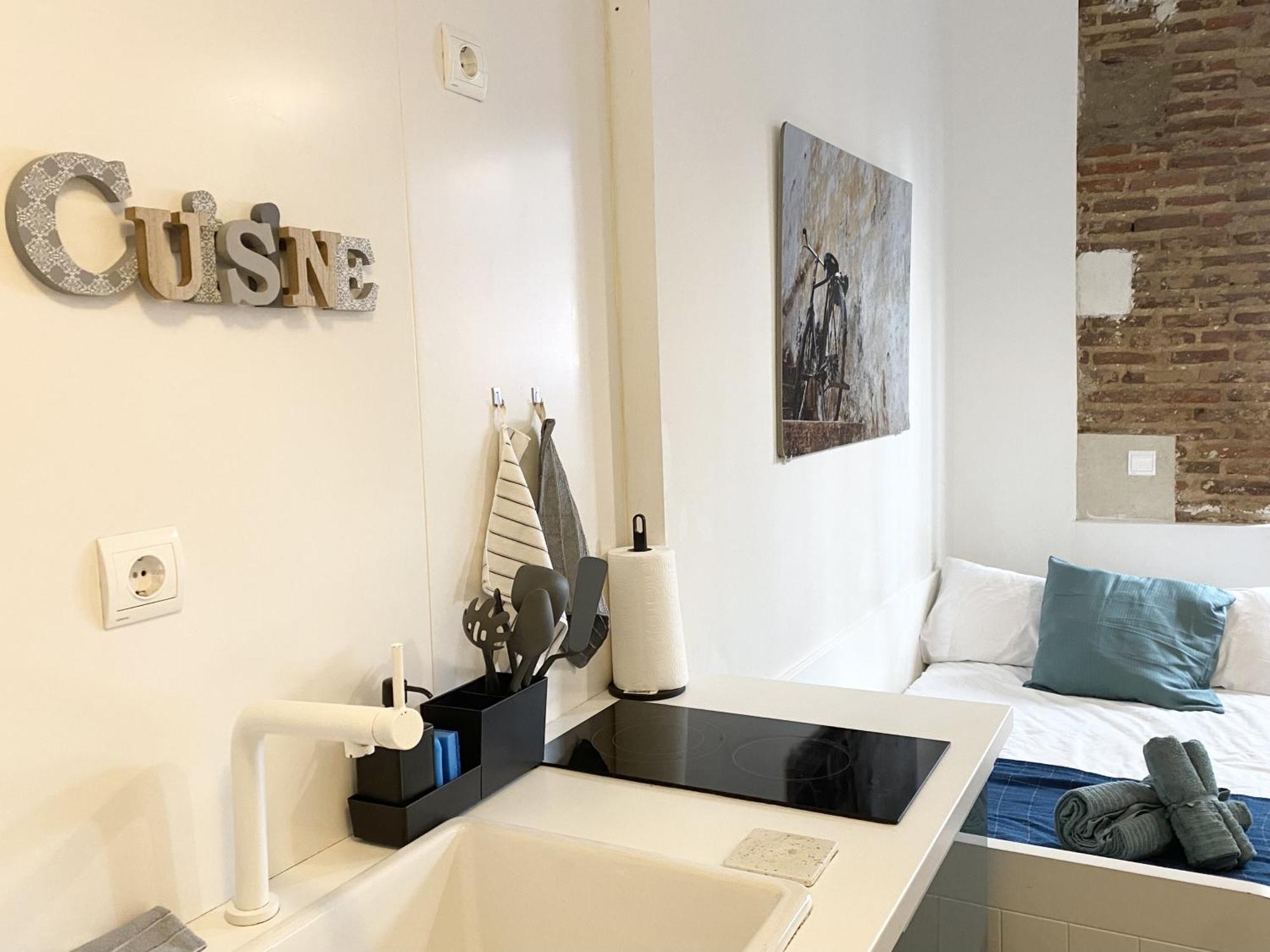 Intimo Estudio En Madrid, Centro, 2Pax, Wifi & Tv Εξωτερικό φωτογραφία
