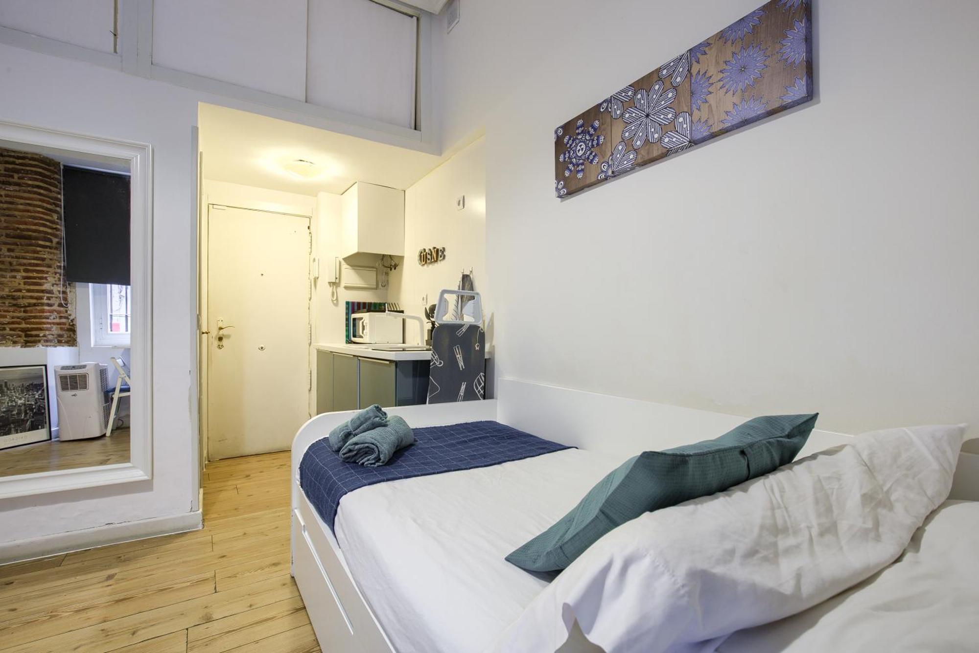 Intimo Estudio En Madrid, Centro, 2Pax, Wifi & Tv Εξωτερικό φωτογραφία
